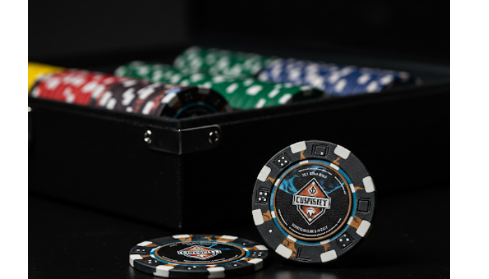 Custom-Poker-chips-and-set